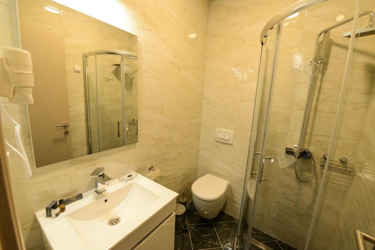 Hotel Cara 28 سكوبجي المظهر الخارجي الصورة