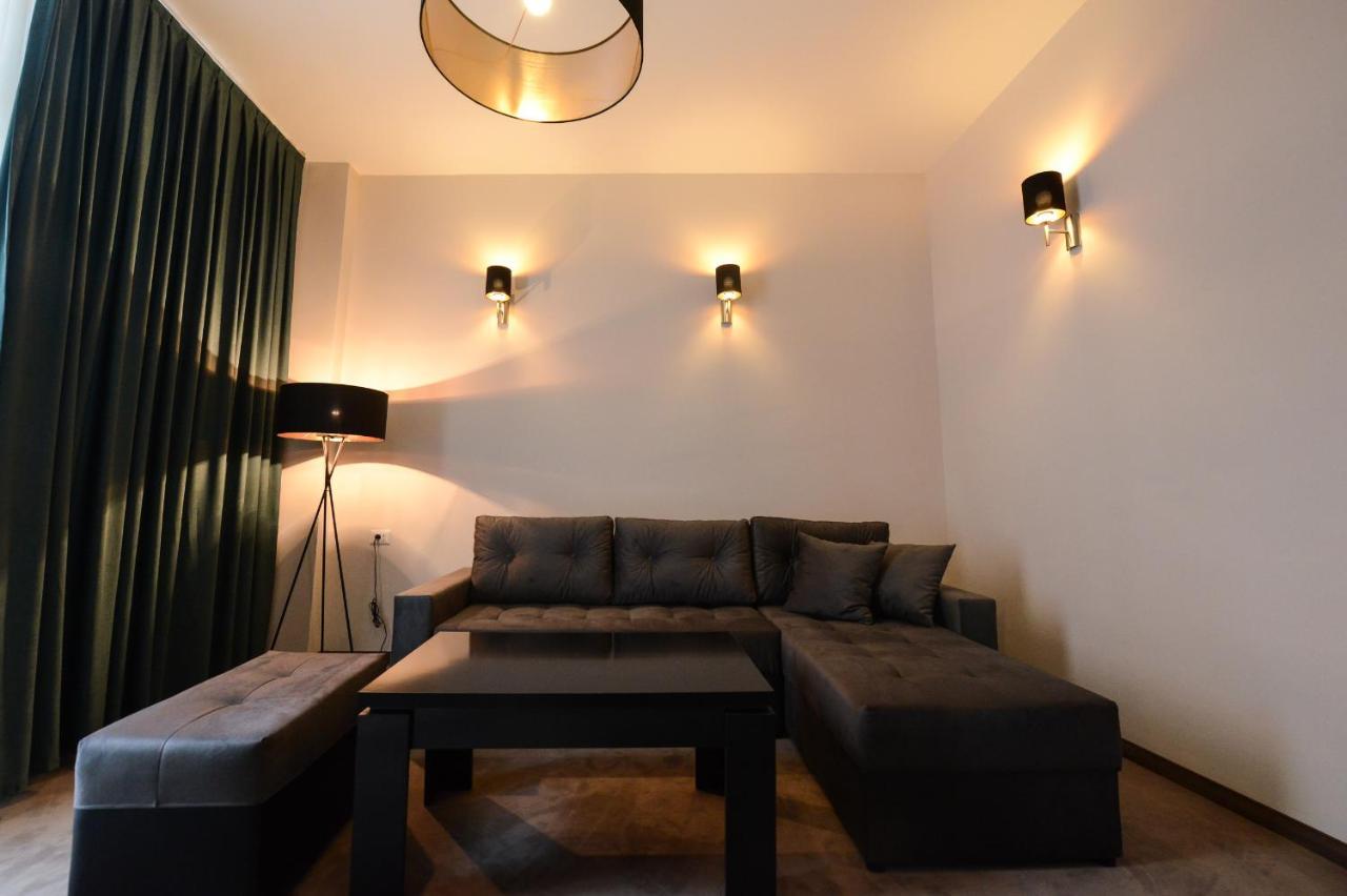 Hotel Cara 28 سكوبجي المظهر الخارجي الصورة
