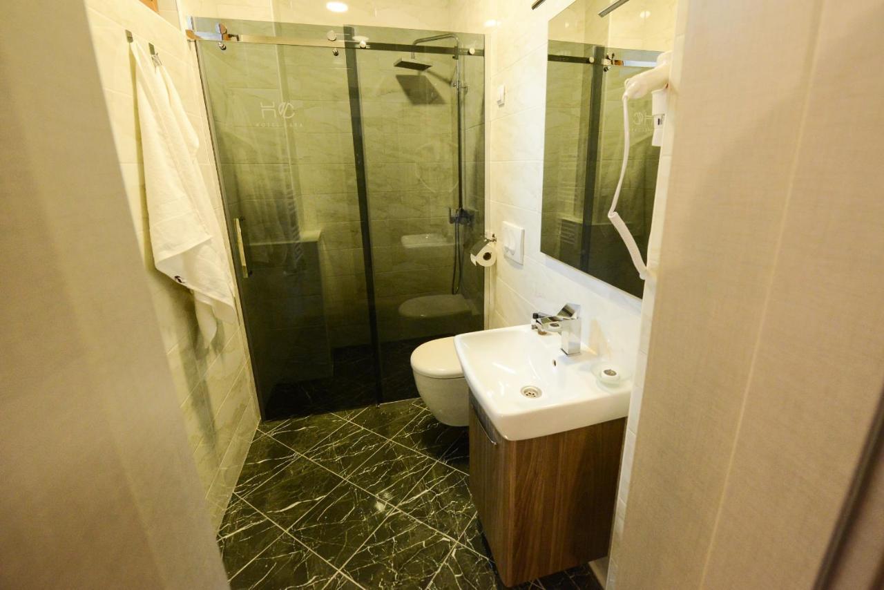 Hotel Cara 28 سكوبجي المظهر الخارجي الصورة